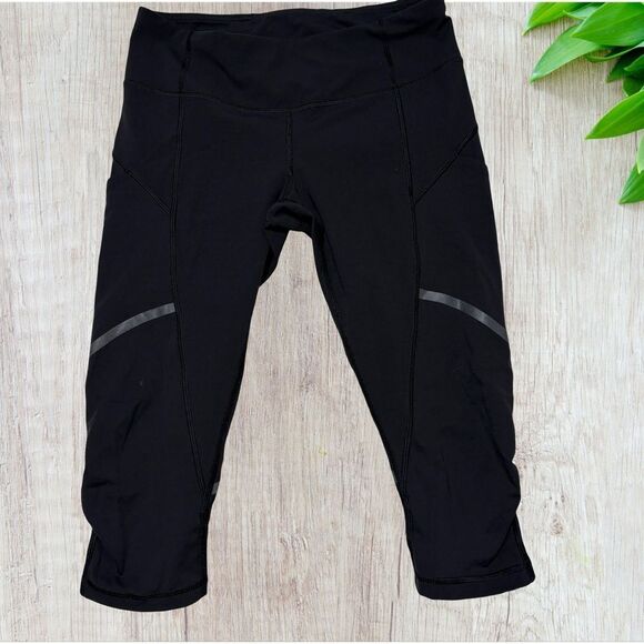 Lululemon Womens Run for Fun Crop Size 6 Black W6A35S Yoga Activewear Athleisure - Picture 2 of 6